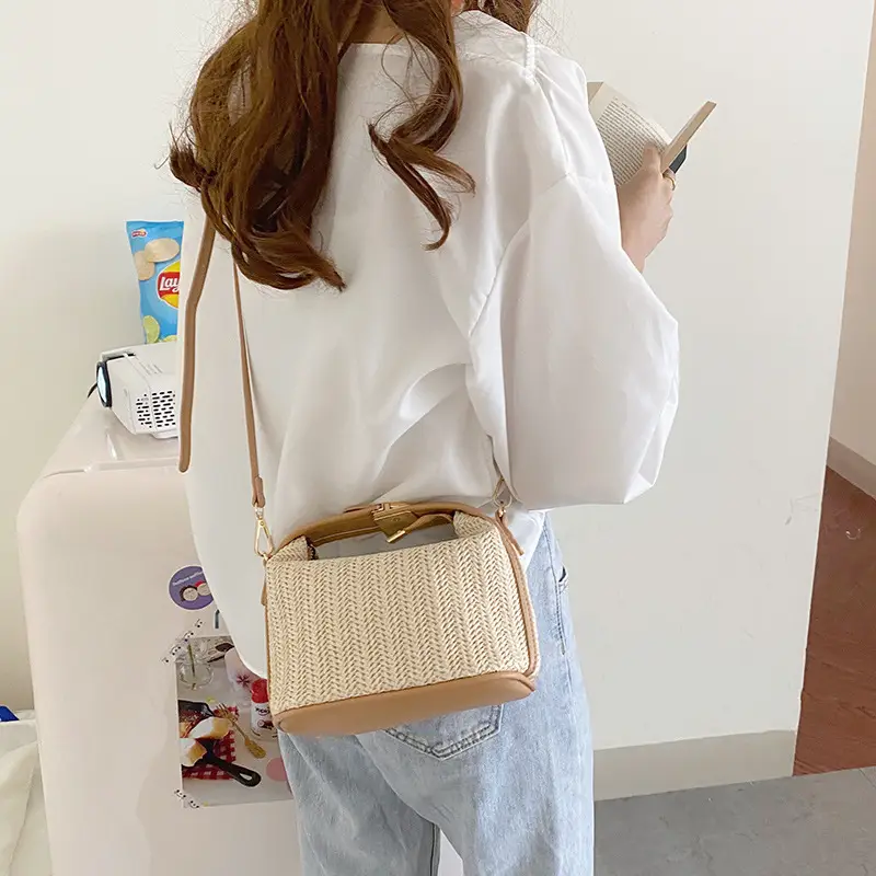 Women's Knitted Beige Shoulder Bag 2026 - Image 6