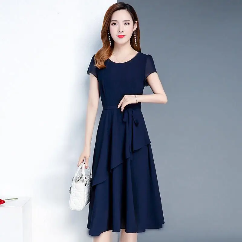 2023 Korean Style Women's Maroon A-Line Skirt Dress - Image 3