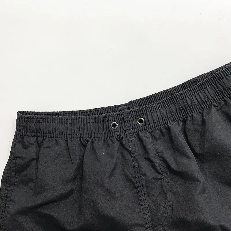 Black Polyester Beach Shorts for Men Quick-Dry Swimming — feature 5