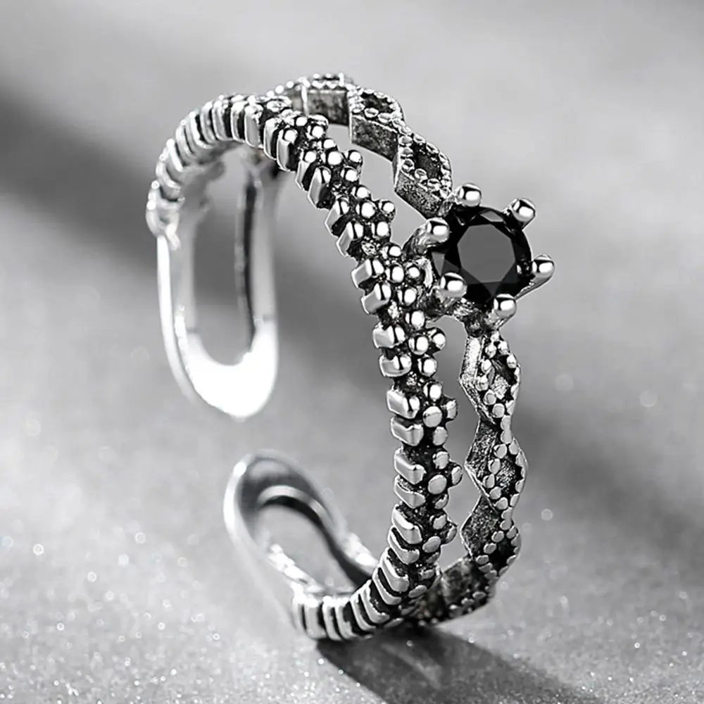 Vintage Star Imitation Silver Ring for Women - Image 2