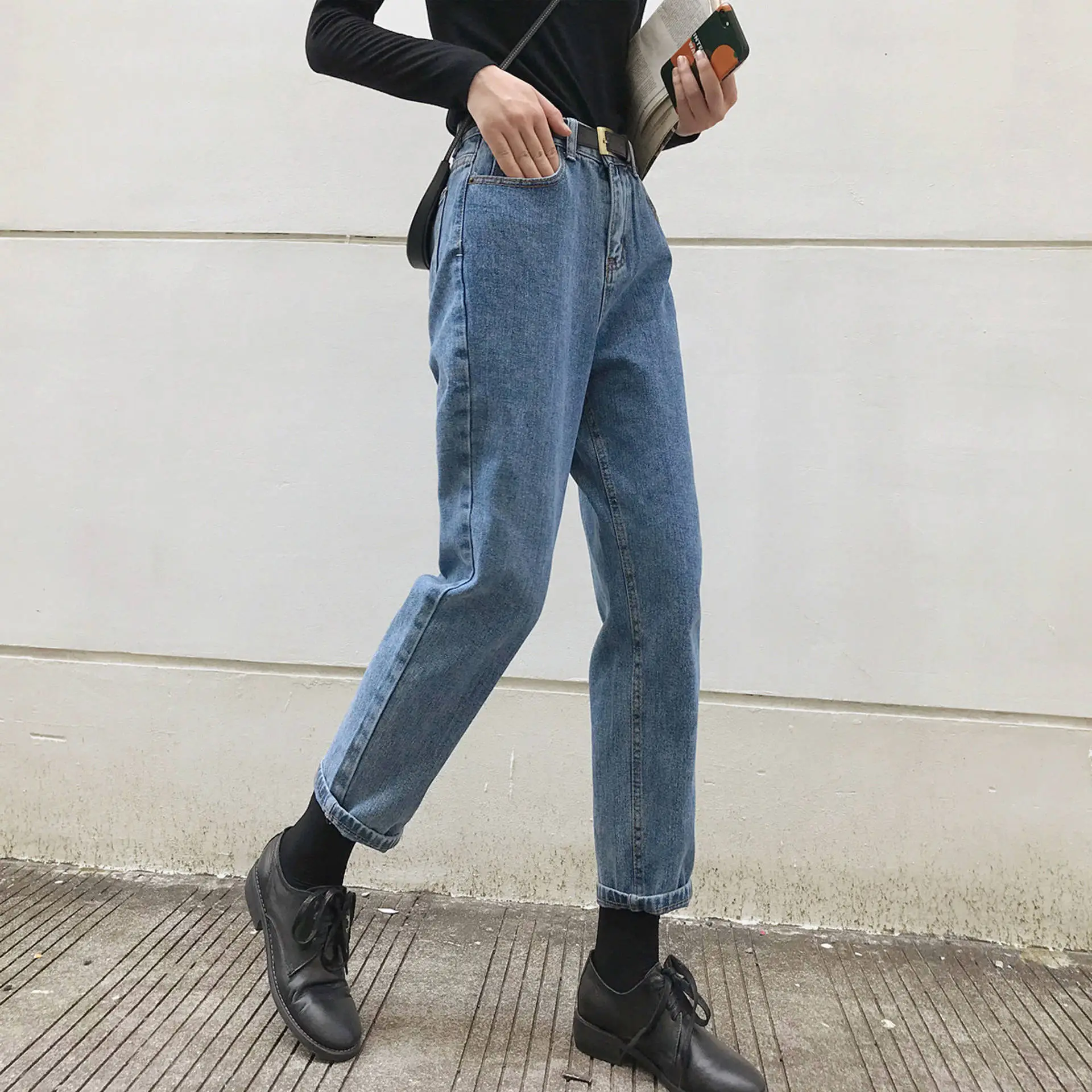 Women's Blue Denim Cropped Leggings Slim Fit High Waist - Image 6