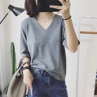 Red V Neck Loose Pullover T-Shirt for Women - Image 3