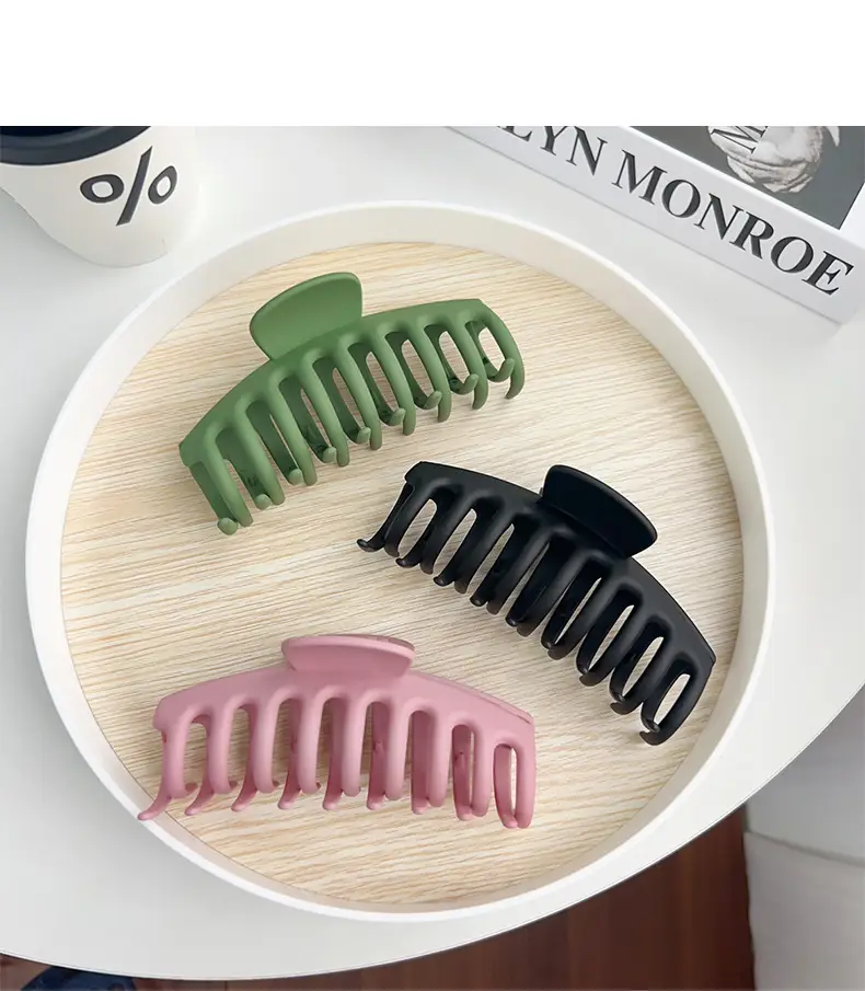 11cm Frosted Hair Clip for Women — feature 9