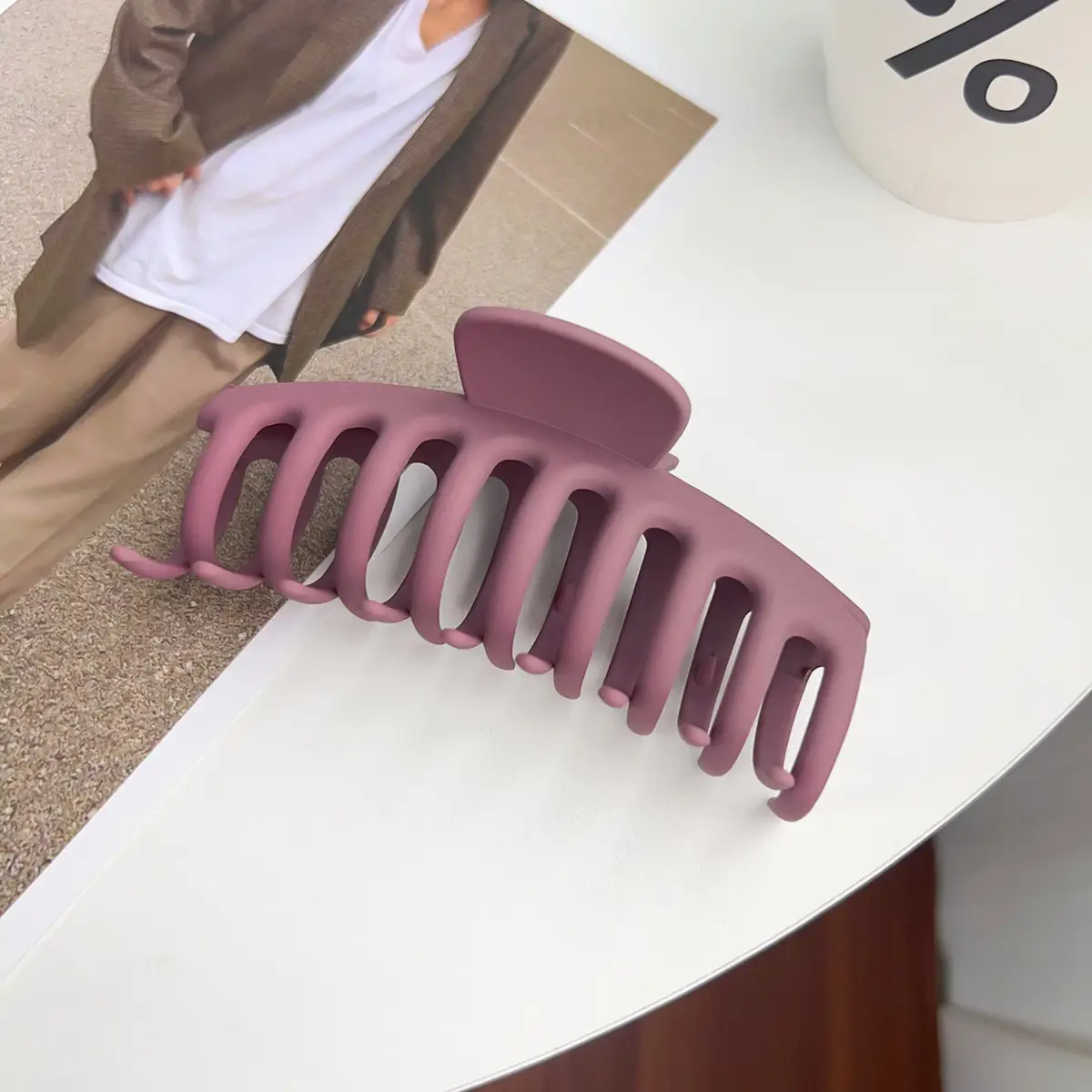 11cm Frosted Hair Clip for Women - Image 2