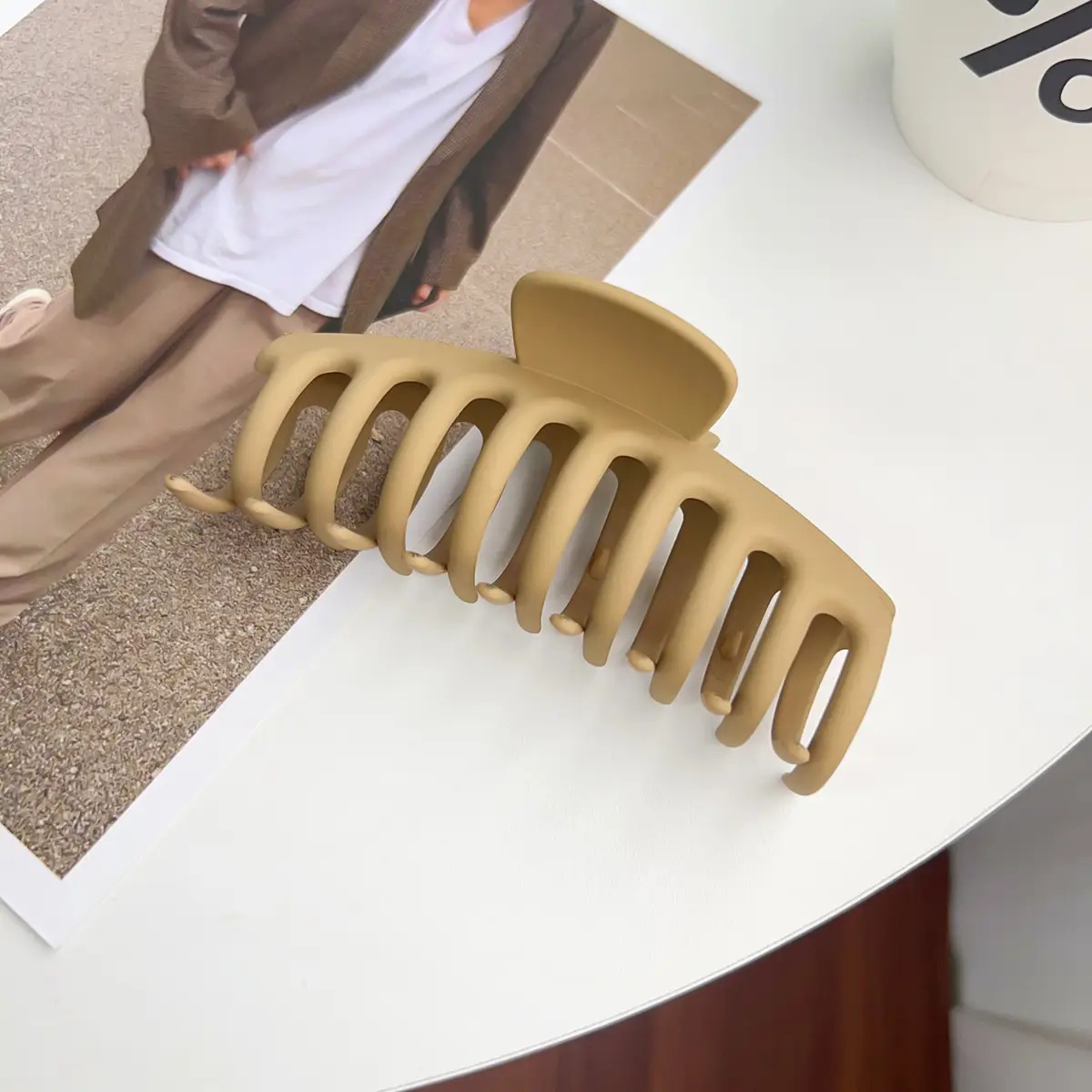 11cm Frosted Hair Clip for Women - Image 7
