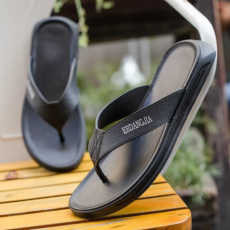 2020 Black Rubber Men's Flip Flops Korean Style