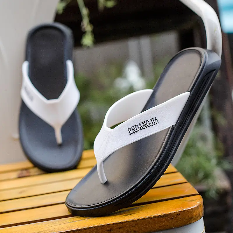2020 Black Rubber Men's Flip Flops Korean Style