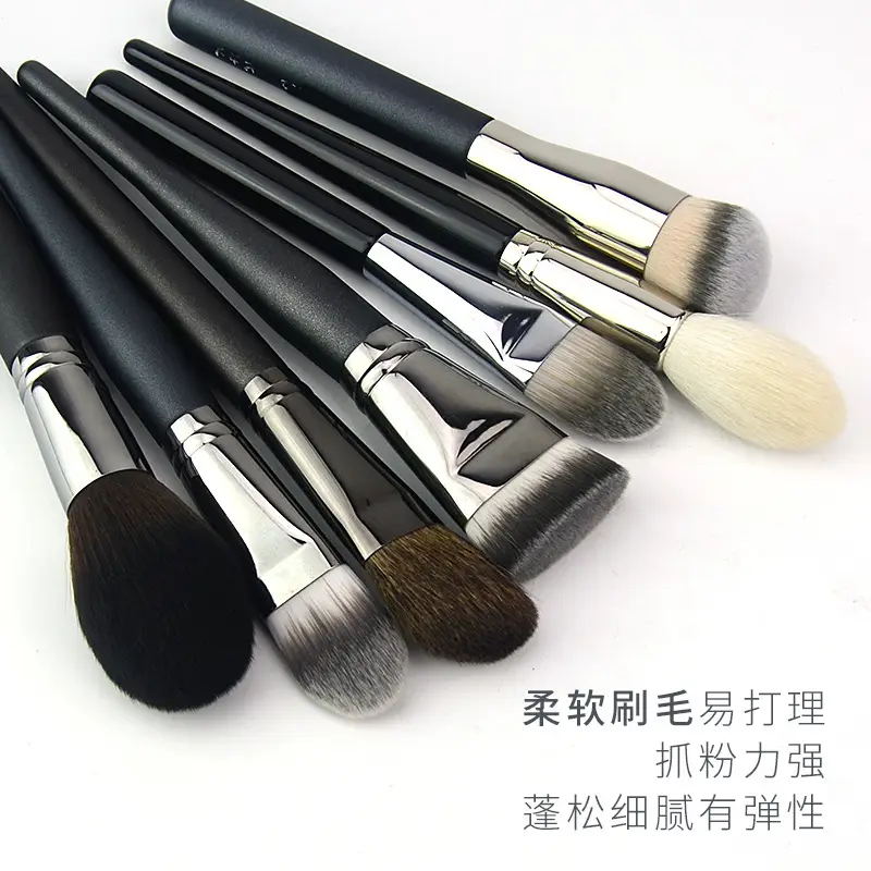 Cangzhou Pure White Makeup Brush Set - Image 40