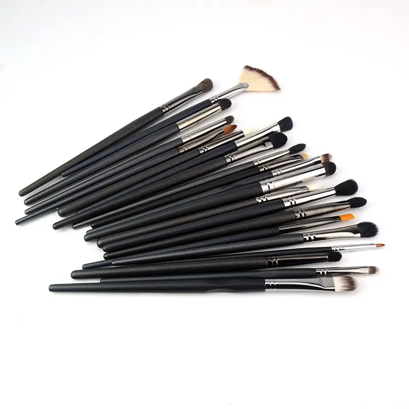 Cangzhou Pure White Makeup Brush Set - Image 42