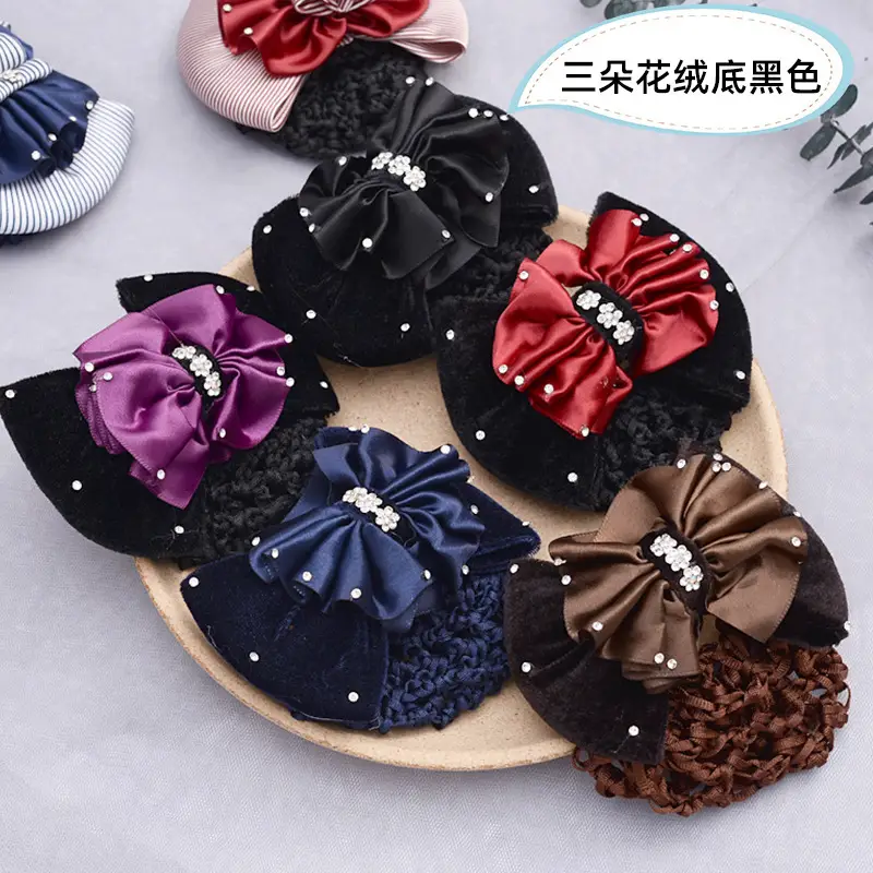 Three Flowers-Velvet Black