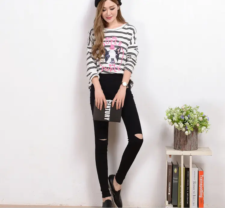 Women's Black Hole Pencil Leggings Plus Size with Pockets - Image 4