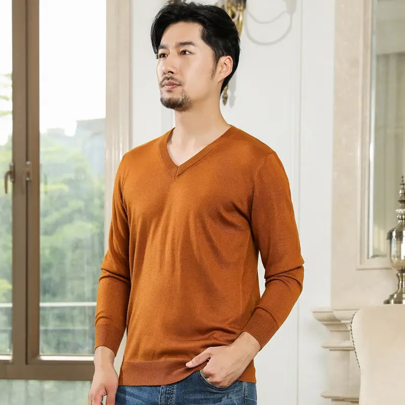 Wholesale V-neck men's sweater black solid color - Image 10