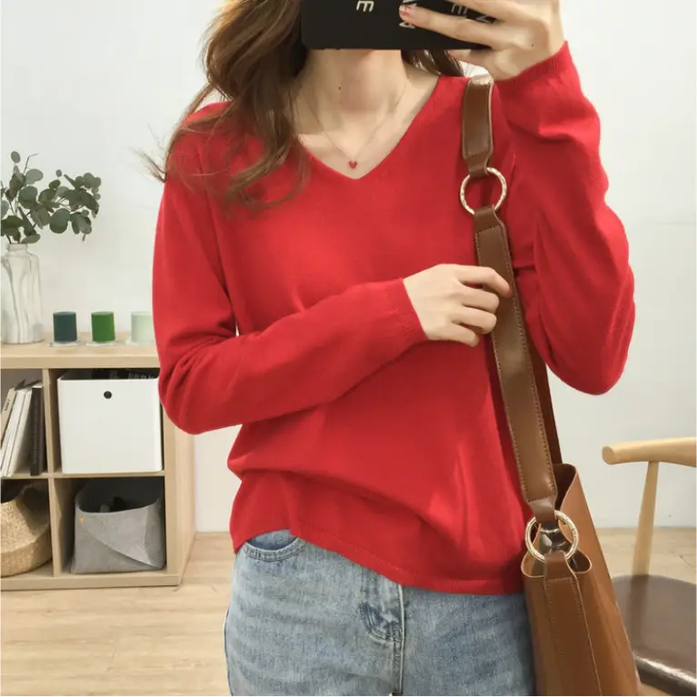 Women's V-neck Knit Sweater Long Sleeve Solid Color - Image 4