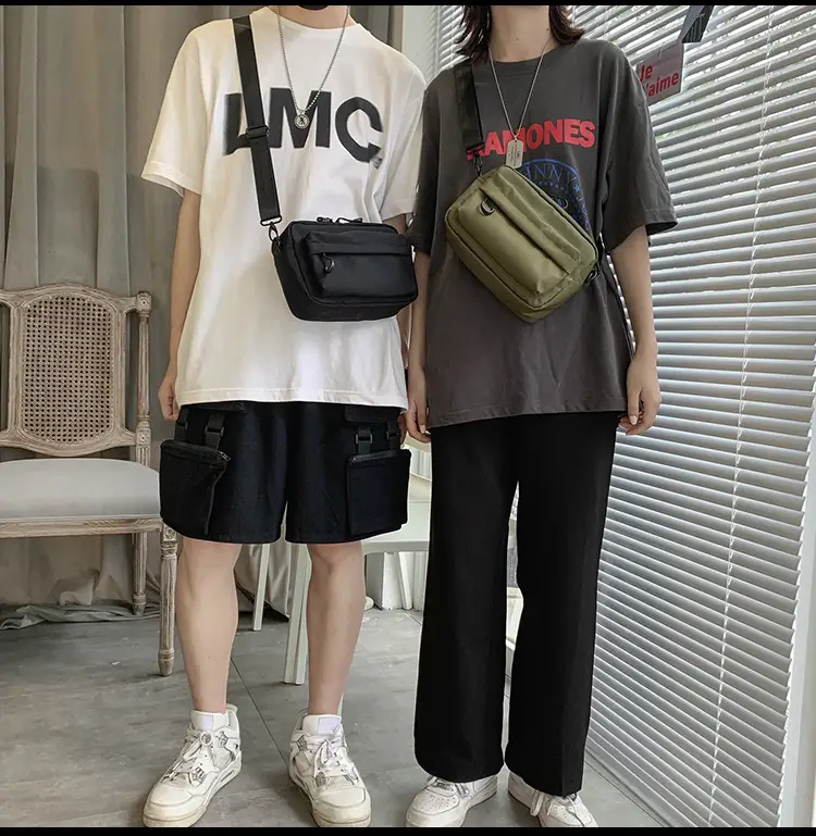 Men's Black Mesh Zip Bag with Heart Design — feature 11