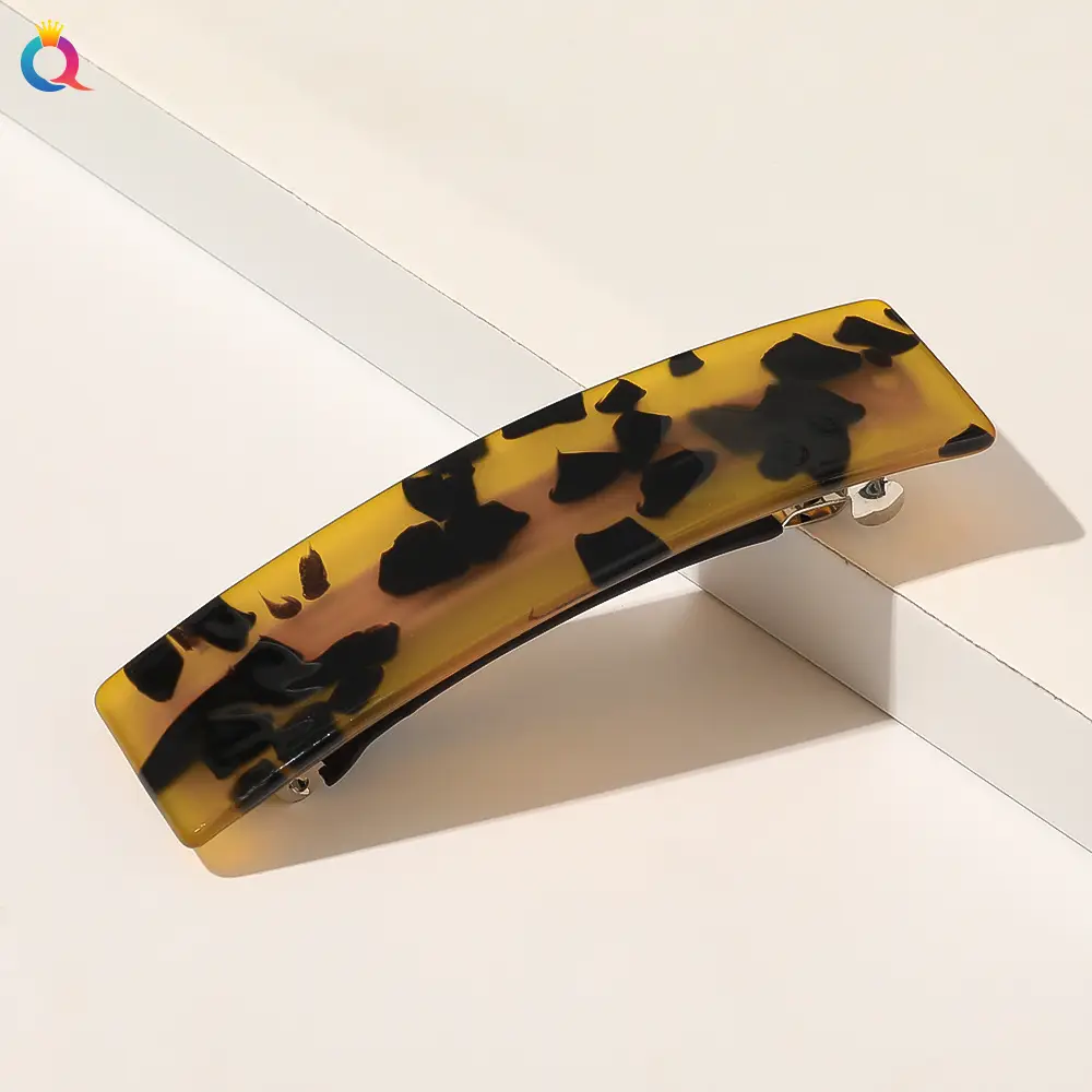 Qiyue Square Acetate Hair Clip with Forest Pattern