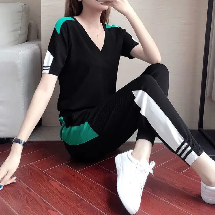 Women's 2-Piece Sports Suit Black Green V-Neck Ankle Pants - Image 4