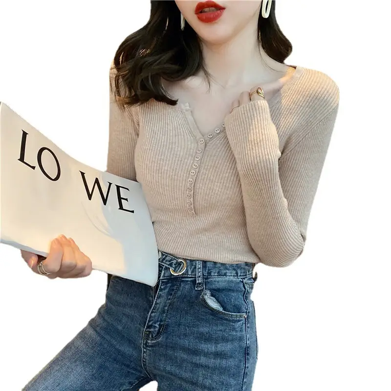 Black Knitted V Neck Sweater Top for Women - Image 17