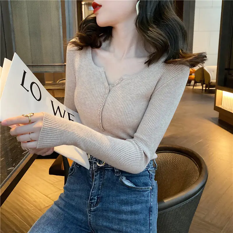 Black Knitted V Neck Sweater Top for Women - Image 8