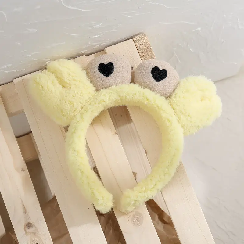 Cute Cartoon Crab Hair Hoop for Women - Image 2