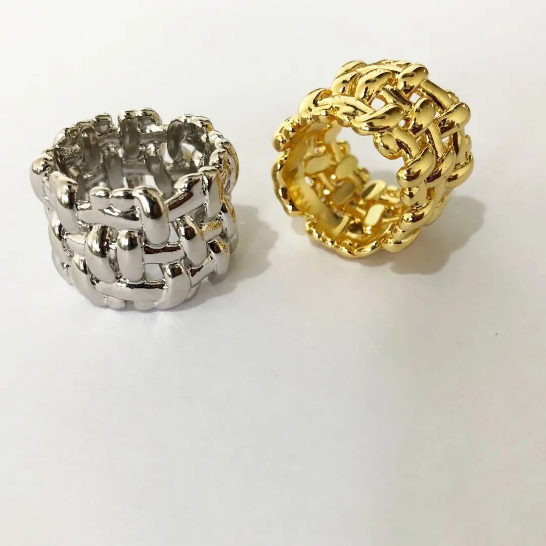 Qingdao Wind Woven Metal Rings Silver Gold - Image 4