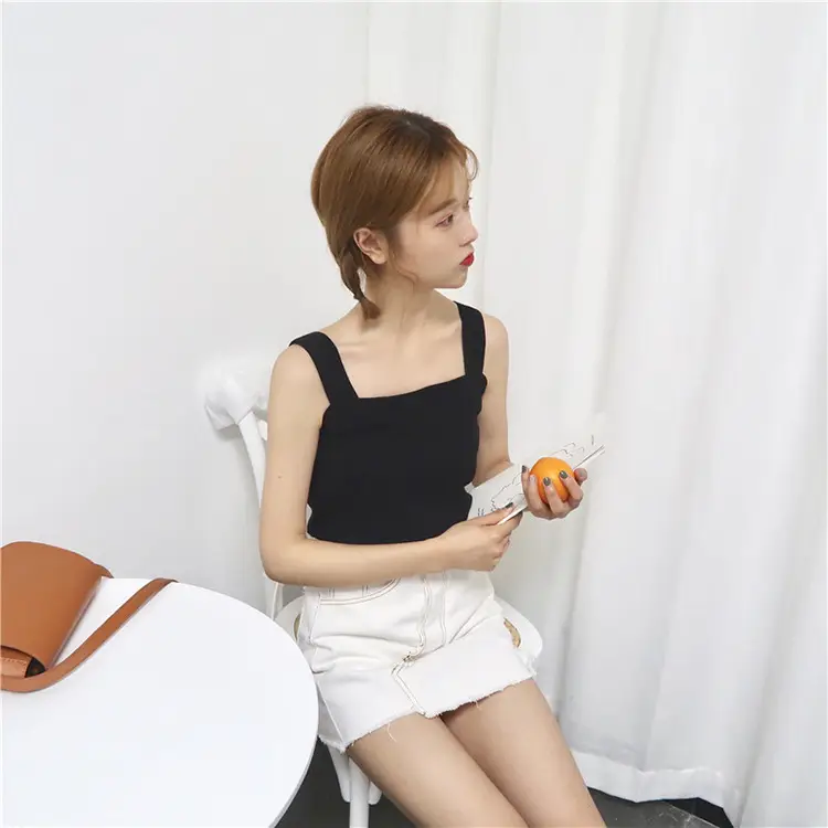 Wholesale White Sleeveless Heart Top Women's Camisole — feature 13