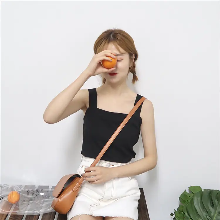 Wholesale White Sleeveless Heart Top Women's Camisole — feature 9