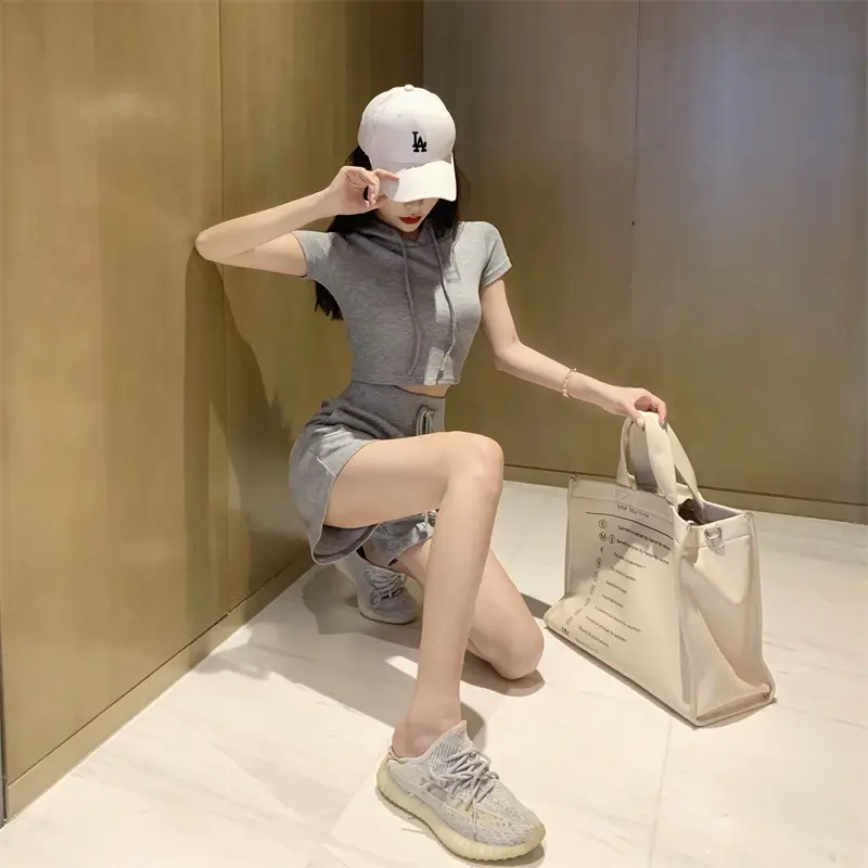 Women 2-Piece Hooded Shorts Set Gray Casual Summer — feature 5