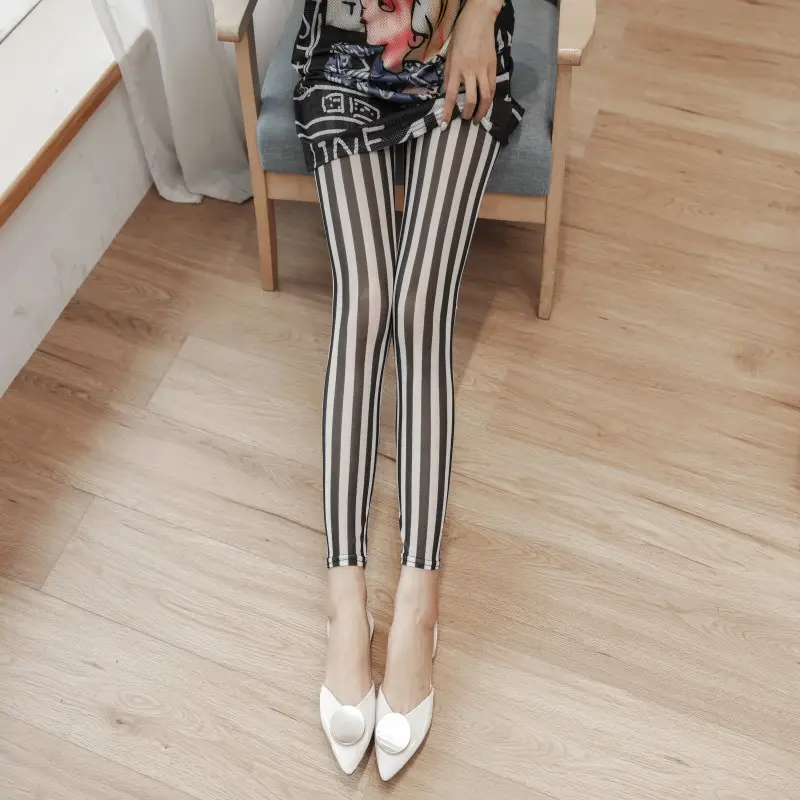 Women's Mesh Ice Silk Leggings Sunscreen Slim Fit - Image 3