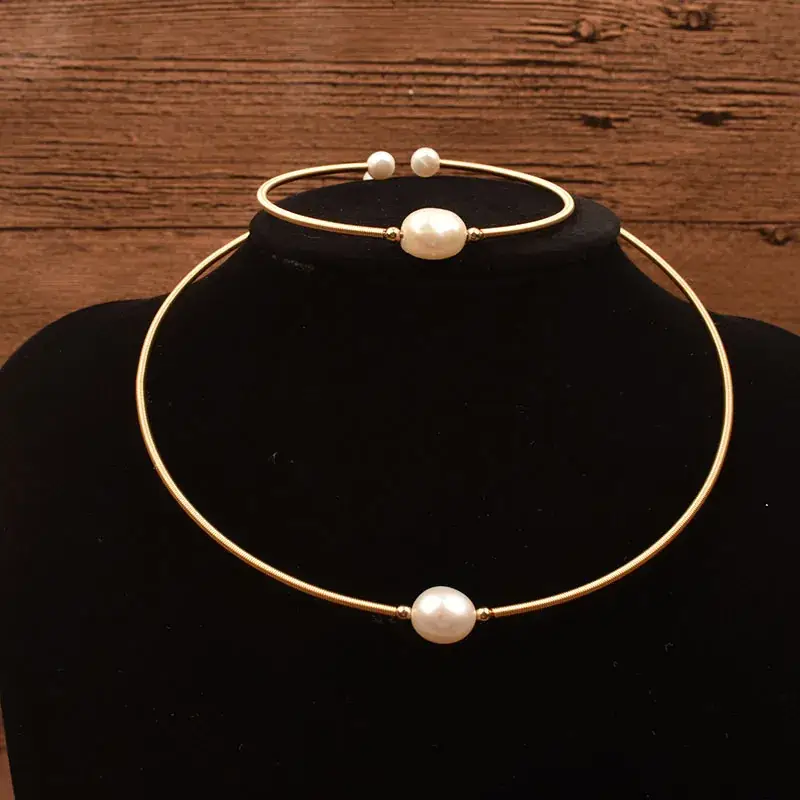 Natural Pearl Baroque Ring with Gold Plating - Image 8