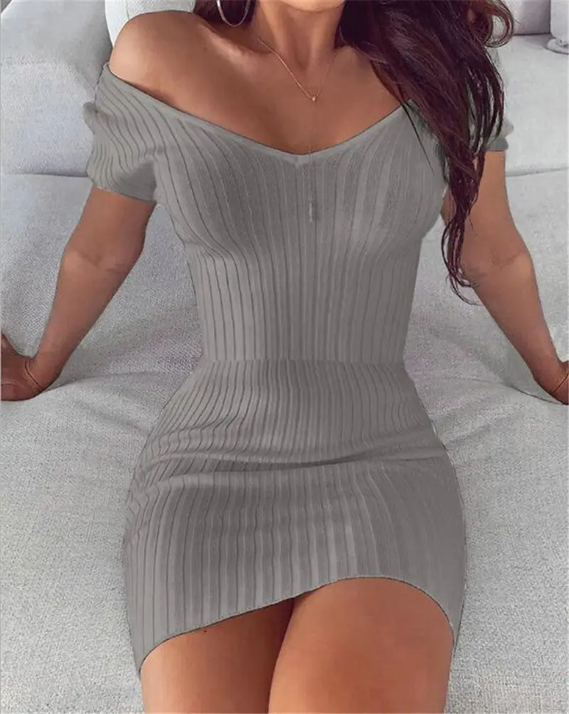 Pink V-Neck Slim Fit Dress with Pit Design - Image 4