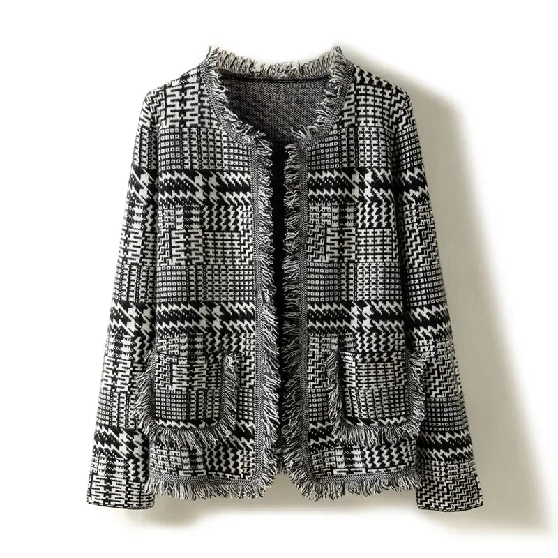 Women's Red V-Neck Knitted Pullover Sweater — feature 11