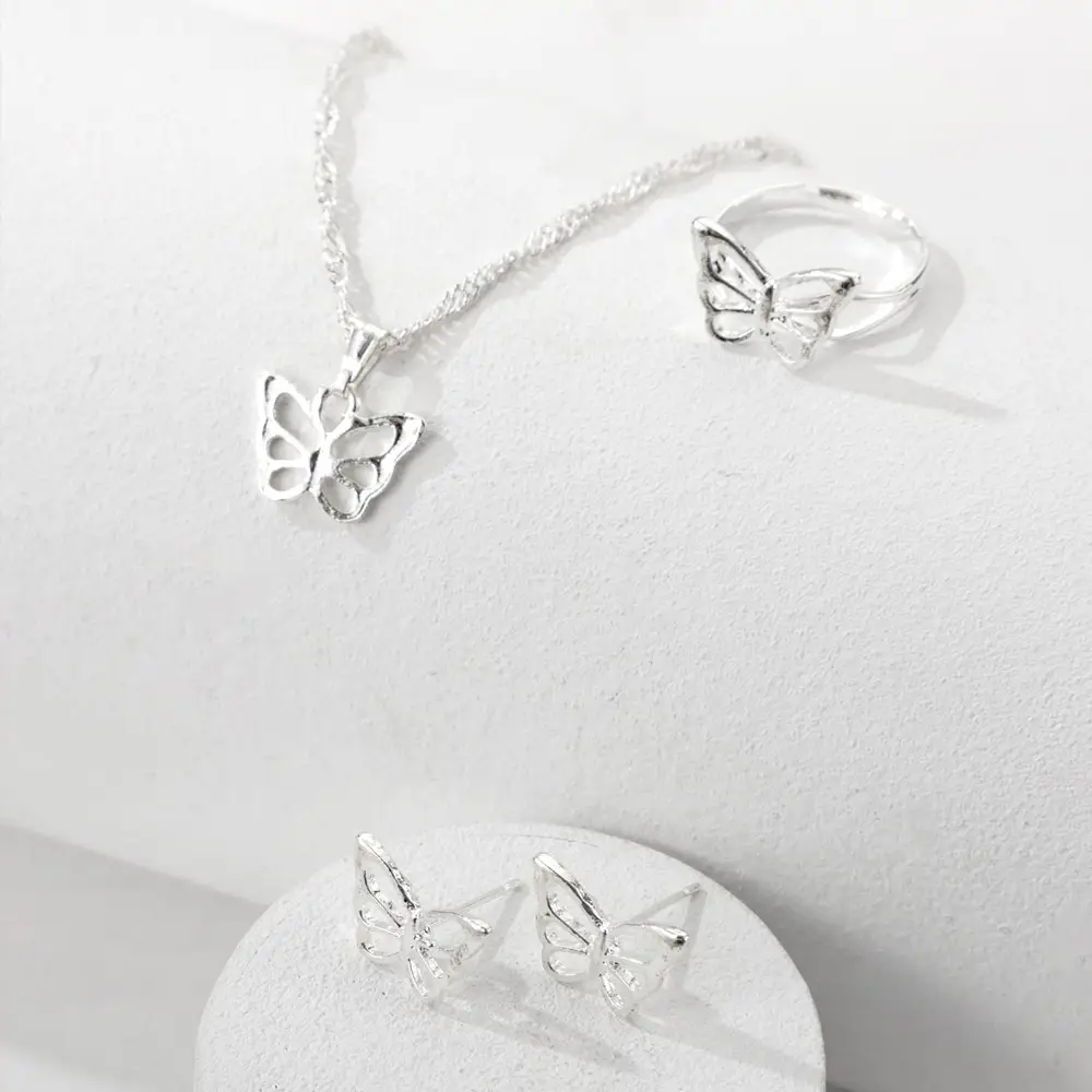 Cross-Country Pearl Earrings for Bridal Wear - Image 3