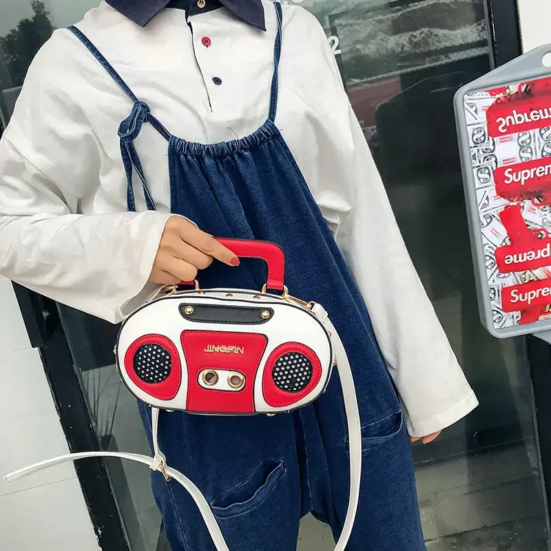 Niche Design 2025 Summer Crossbody Bag White Red - Image 7
