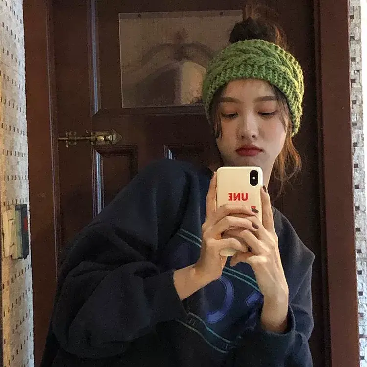 New Korean Twist Knitted Wool Hair Band for Women — feature 10
