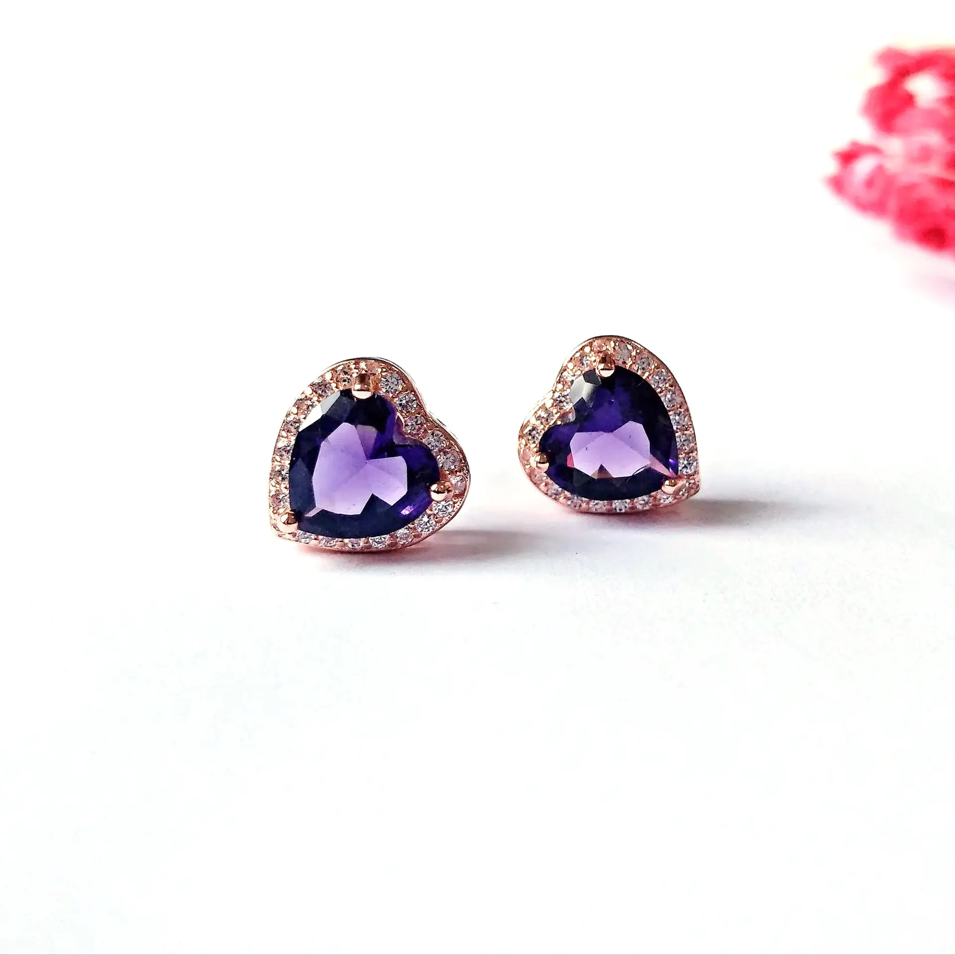 Heart Amethyst Clover Bracelet with Rose Gold Design