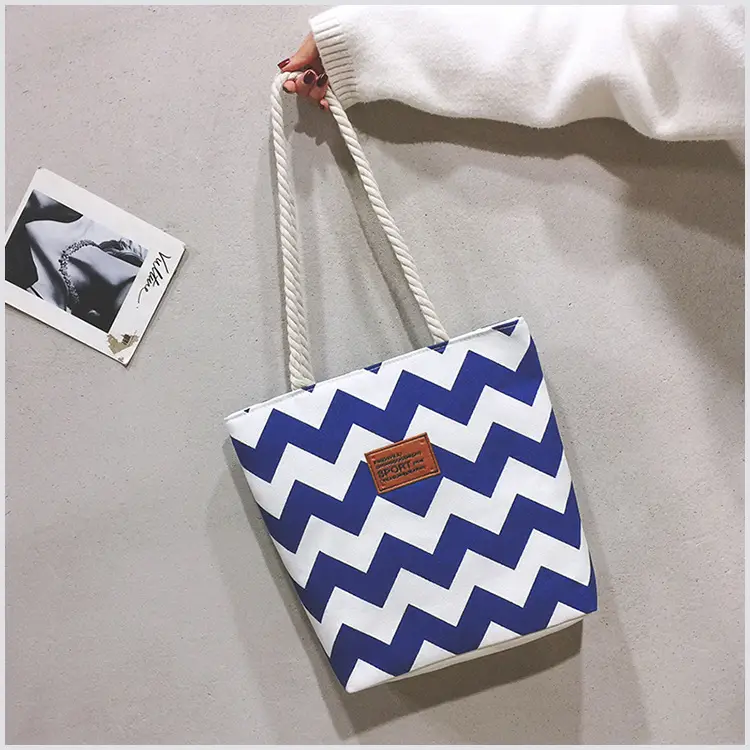 Women Chevron Jute Shoulder Bag Red White Rope Handle