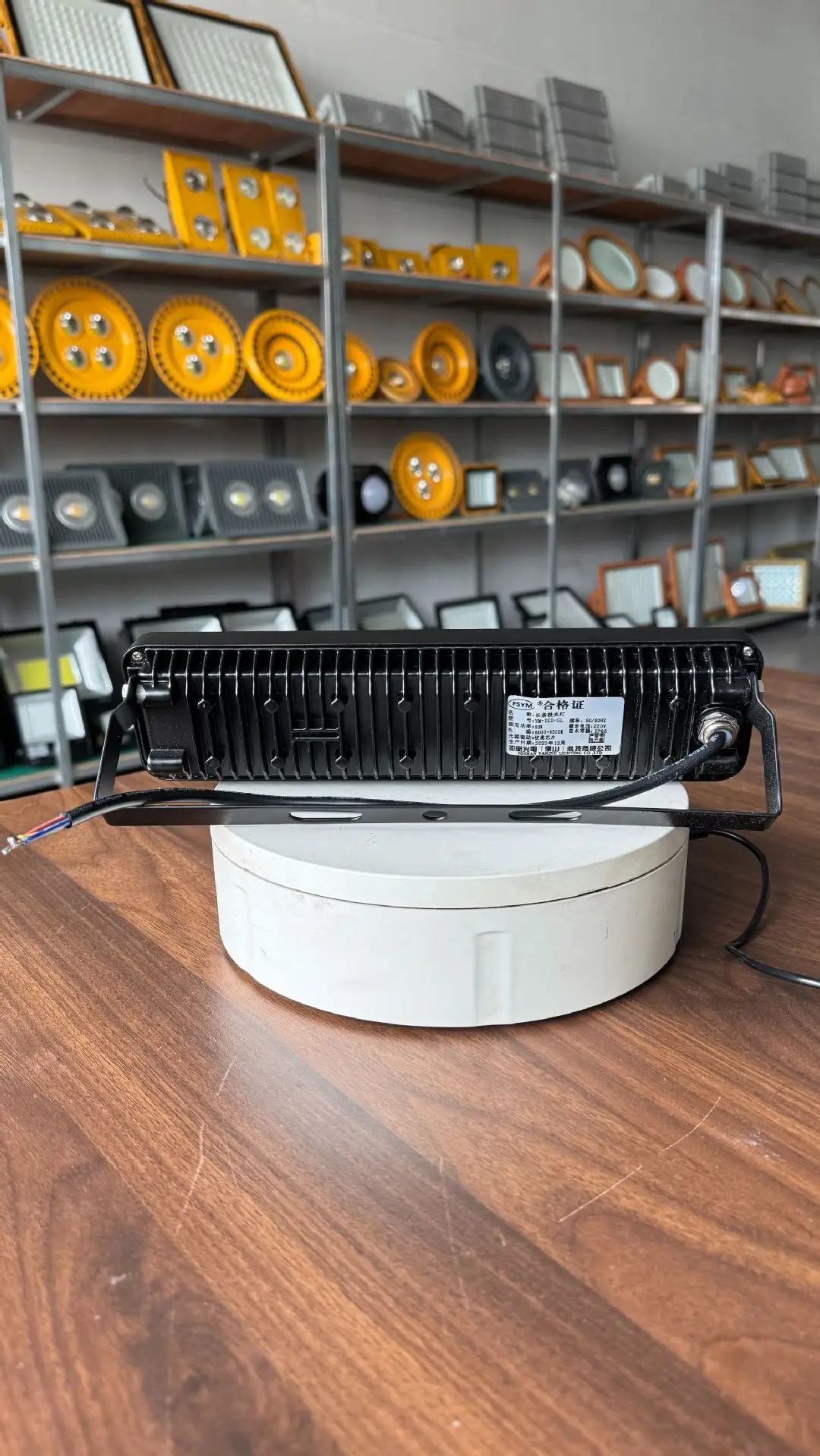 Factory Direct Outdoor Waterproof Led Floodlight 50W — feature 15