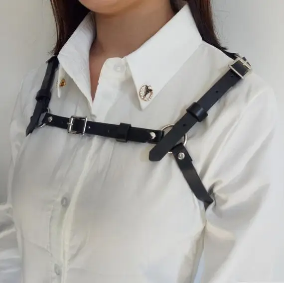 Black Leather Collar with Embroidered Detail for Women — feature 5