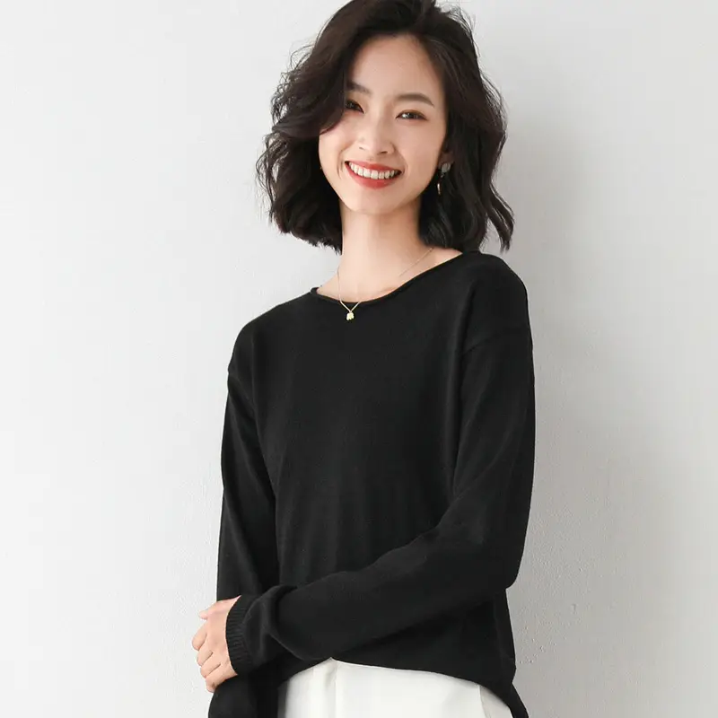 Women's Blue Knitted Round Neck Sweater Loose Fit - Image 4
