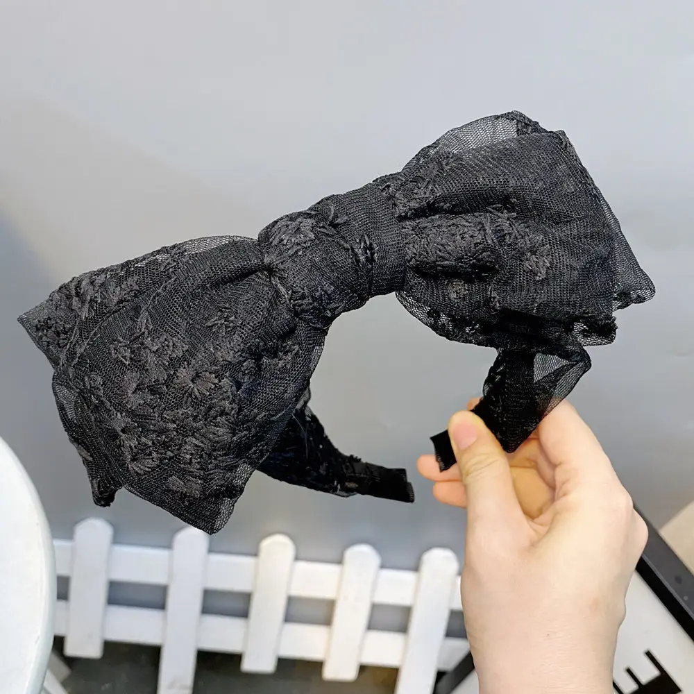 Lace Wide-Brimmed Hairband for Women - Image 3