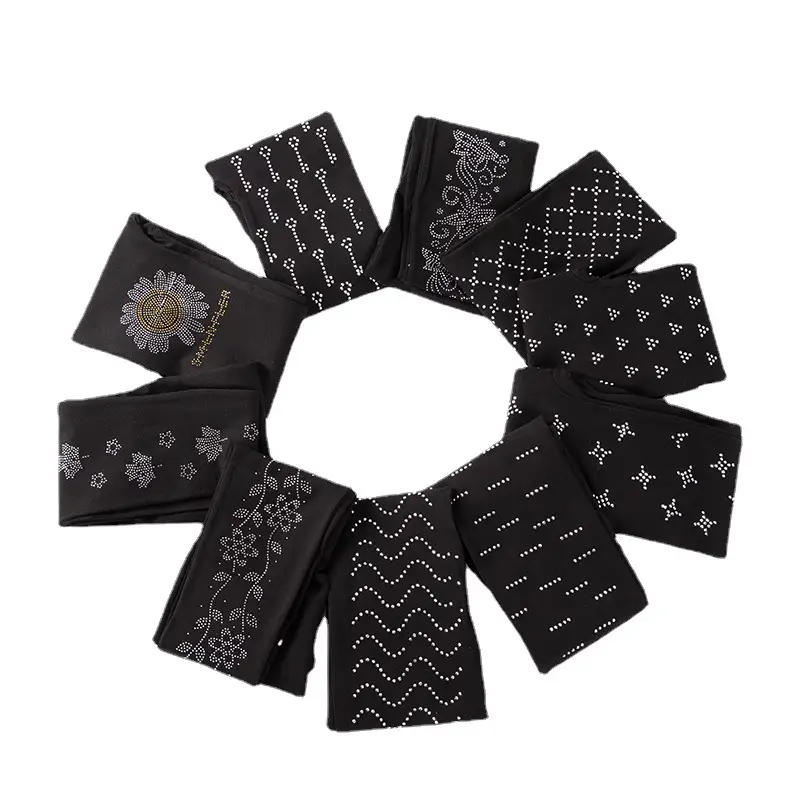 Black Slimming Leggings with Sparkle Detail - Image 11