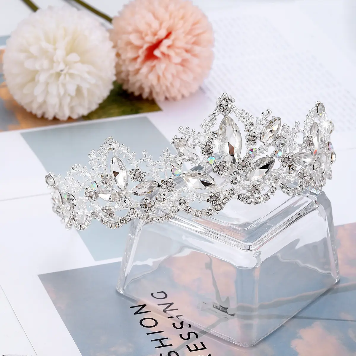Luxury Crystal Bridal Hair Crown with Red Resin & Gold Alloy — feature 5