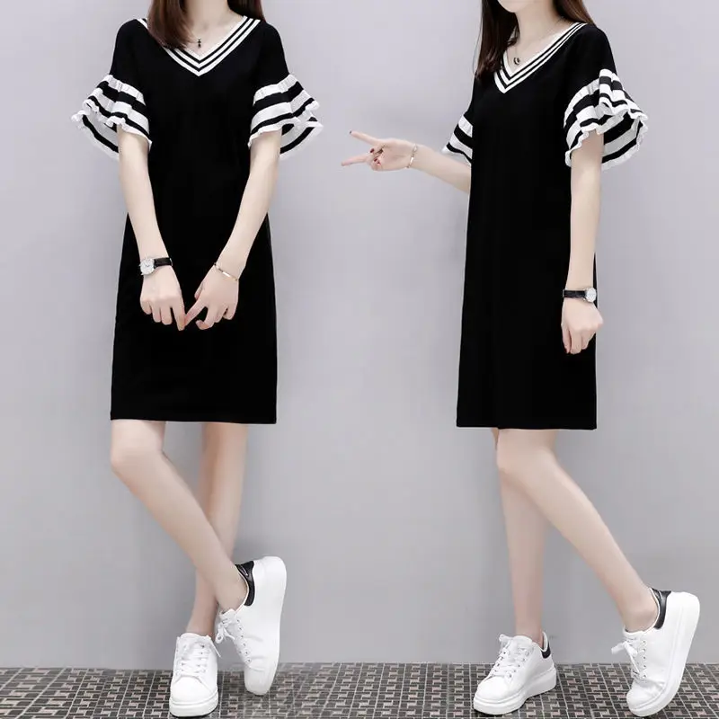 Black V-Neck Loose Slimming Mid-Length Dress for Women