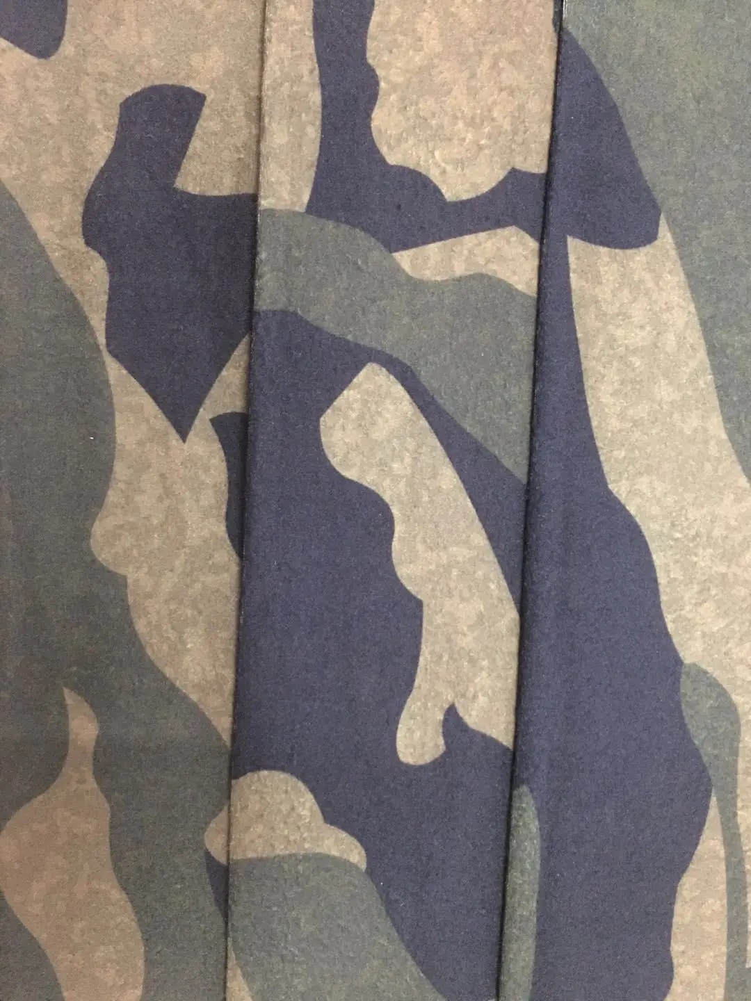 Women Leopard Print Long Sleeve T-Shirt Camo Bottom — feature 8