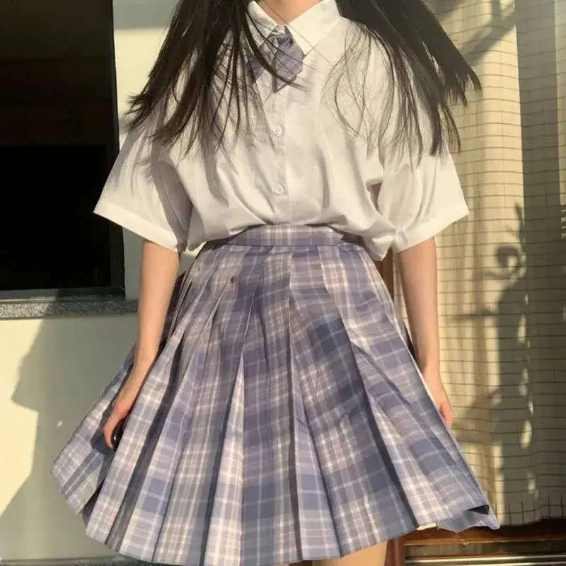 Purple smoke lattice skirt + white short sleeve + bow tie