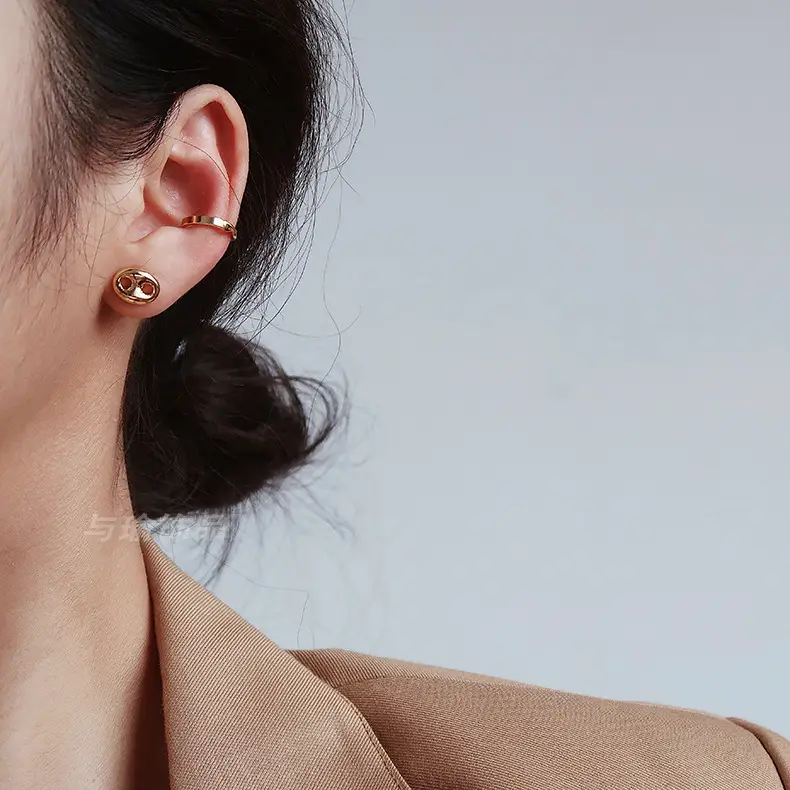Women's Ear Bone Clip with Cold Wind Design - Image 5