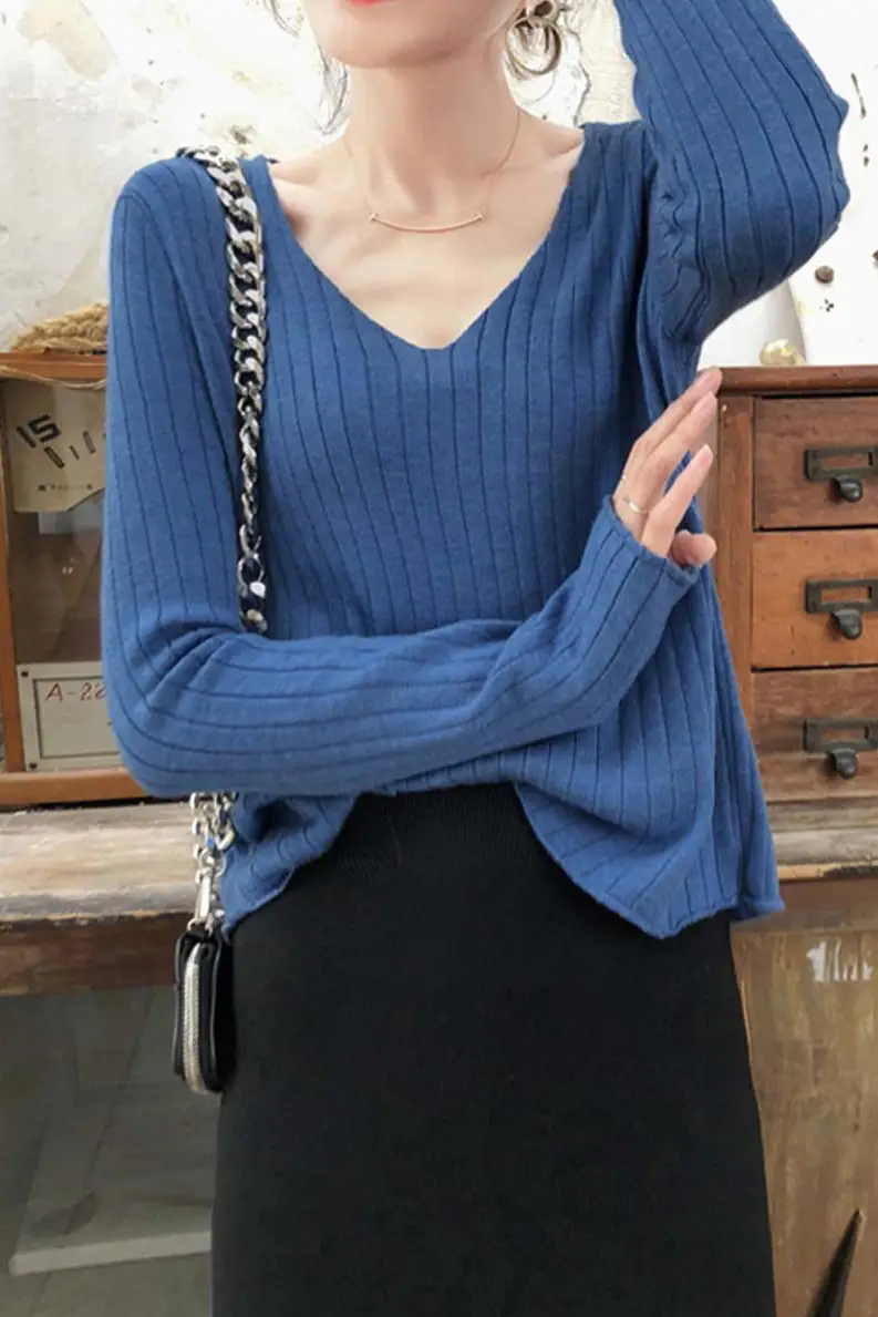 Women Low Neck Knitwear Set Black Yellow Shoulder Bag — feature 2
