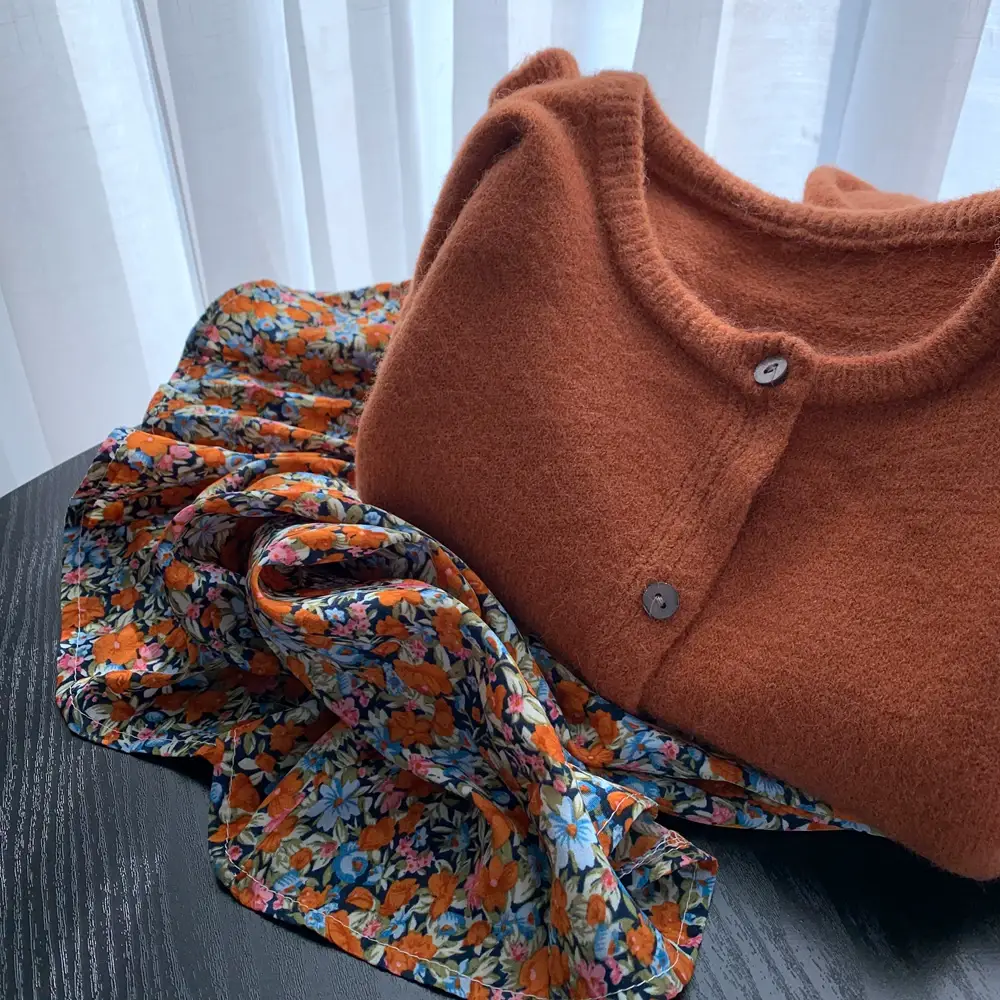 Women Button Knit Cardigan Maroon Spring 2025 — feature 17