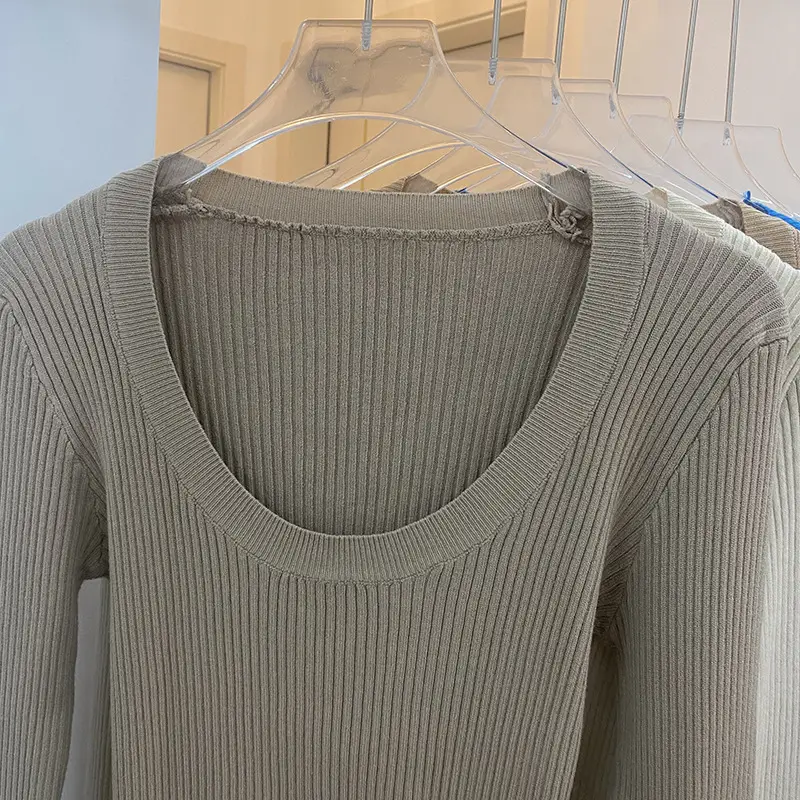 Women Knitted Low Round Neck Sweater Long Sleeve — feature 40