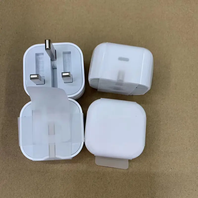 British Standard Fast Charging Head 18W Foldable - Image 2